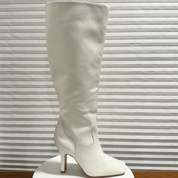 🌸VINCE CAMUTO🌸 Kalinder Knee High  Boot Size: 5.5 - Picture 2 of 15